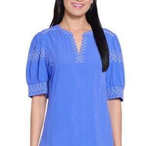 Chico’s Size 2 (U.S. 12) Blue Embroidered Blouse – Excellent Like-New Condition